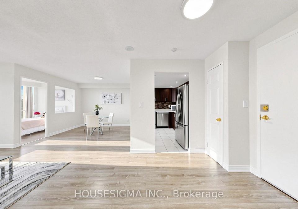 155-hillcrest-avenue-mississauga-ontario-w13653412