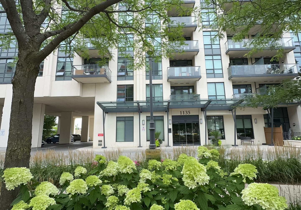 1135-royal-york-road-toronto-etobicoke-ontario-w13653418