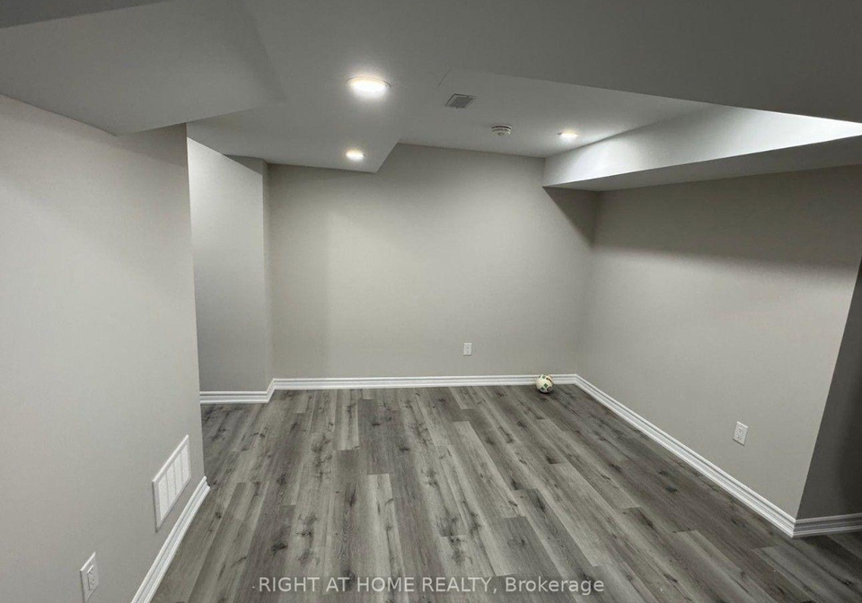 2956-westoak-trails-boulevard-oakville-ontario-w13653602