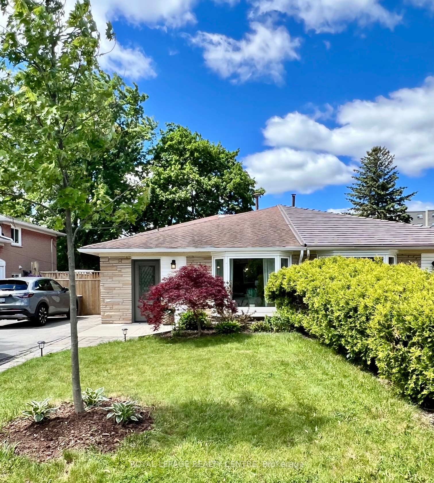 1319-redbank-crescent-oakville-ontario-w13653682