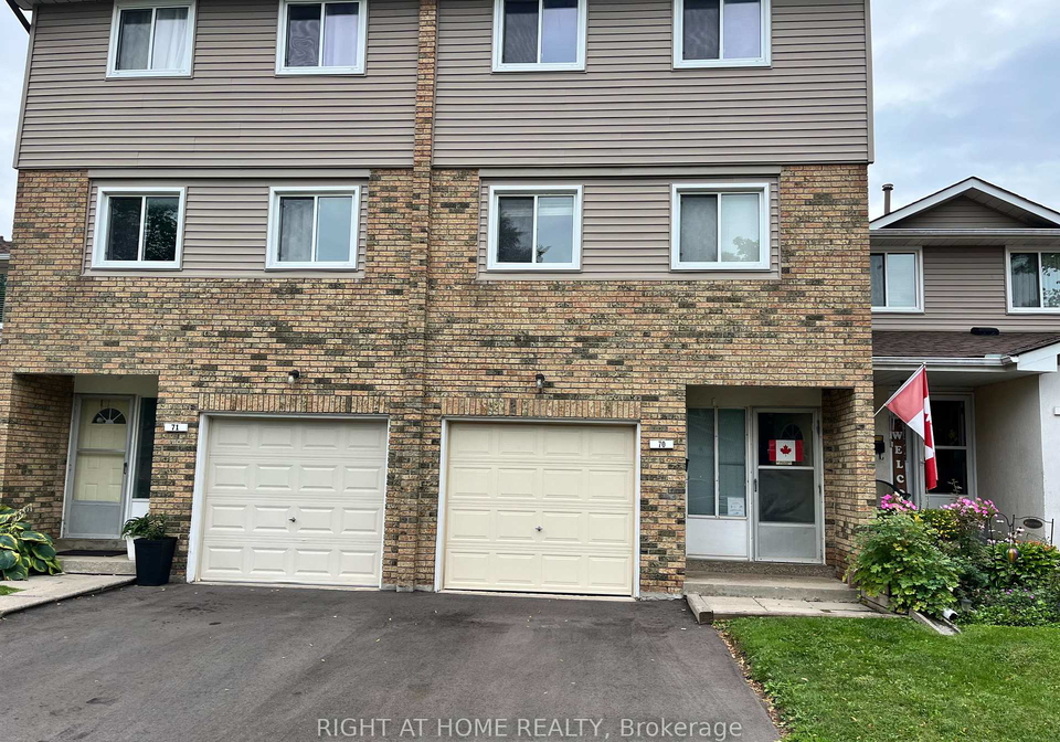 70-carisbrooke-court-brampton-ontario-w13653924