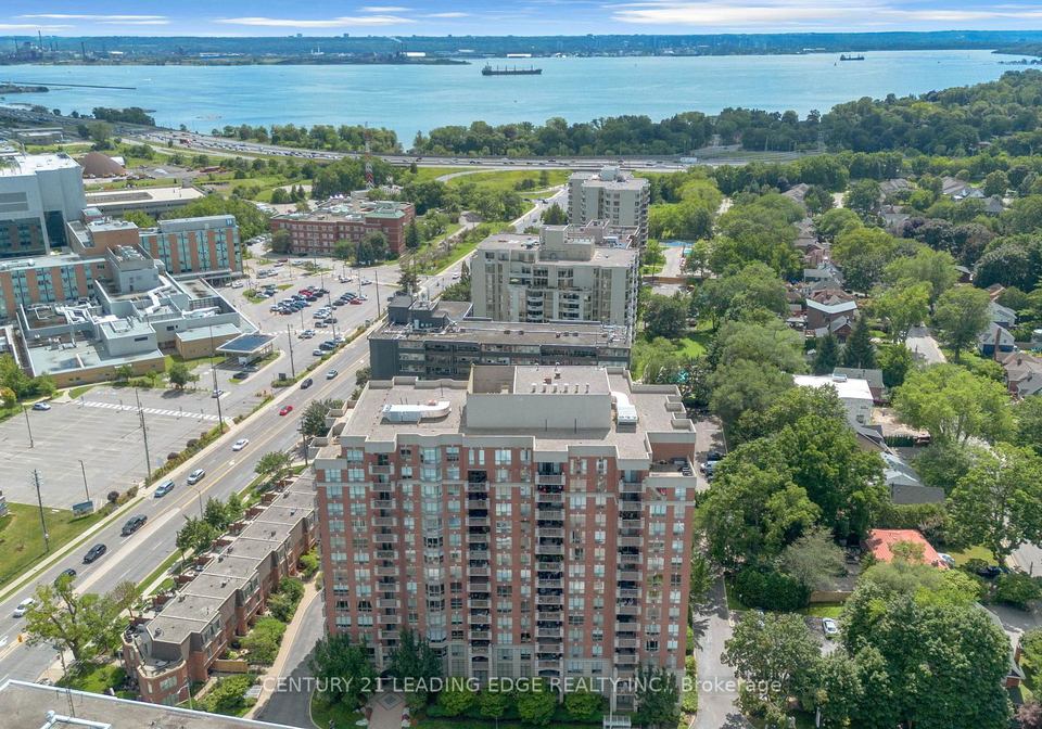 442-maple-avenue-burlington-ontario-w13654036