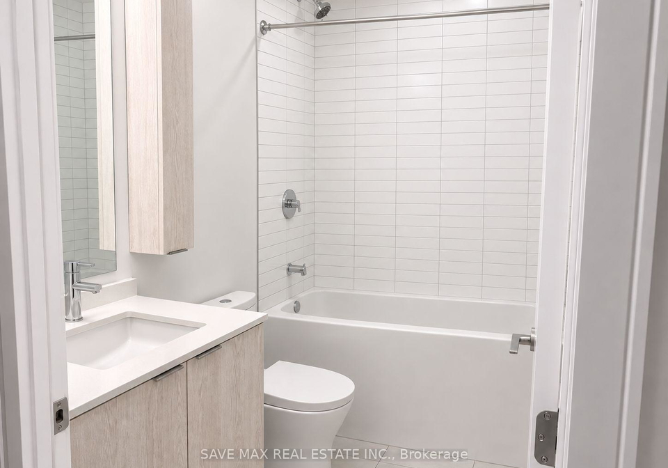 86-dundas-street-e-mississauga-ontario-w13654038