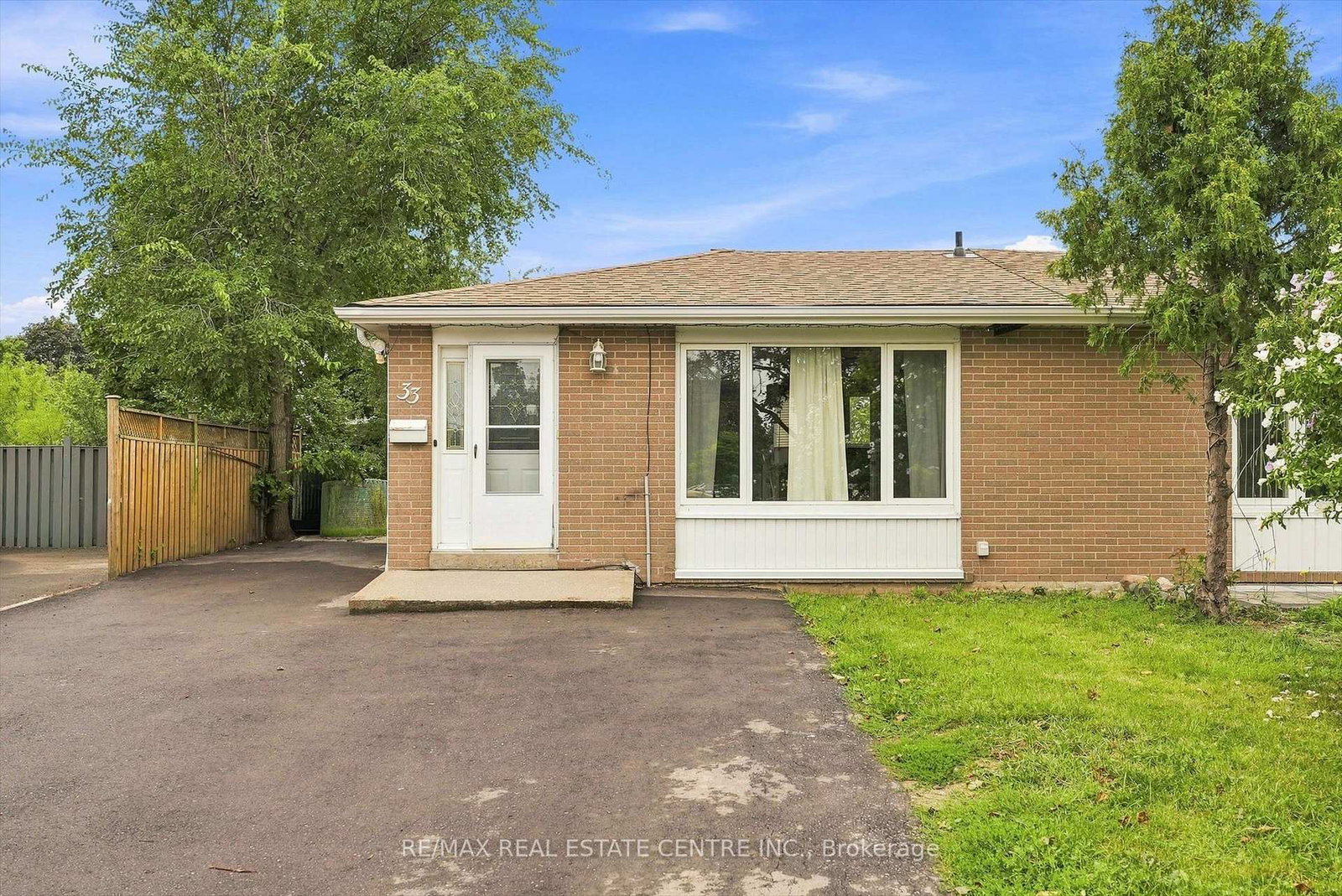 33-garside-crescent-brampton-ontario-w13654068