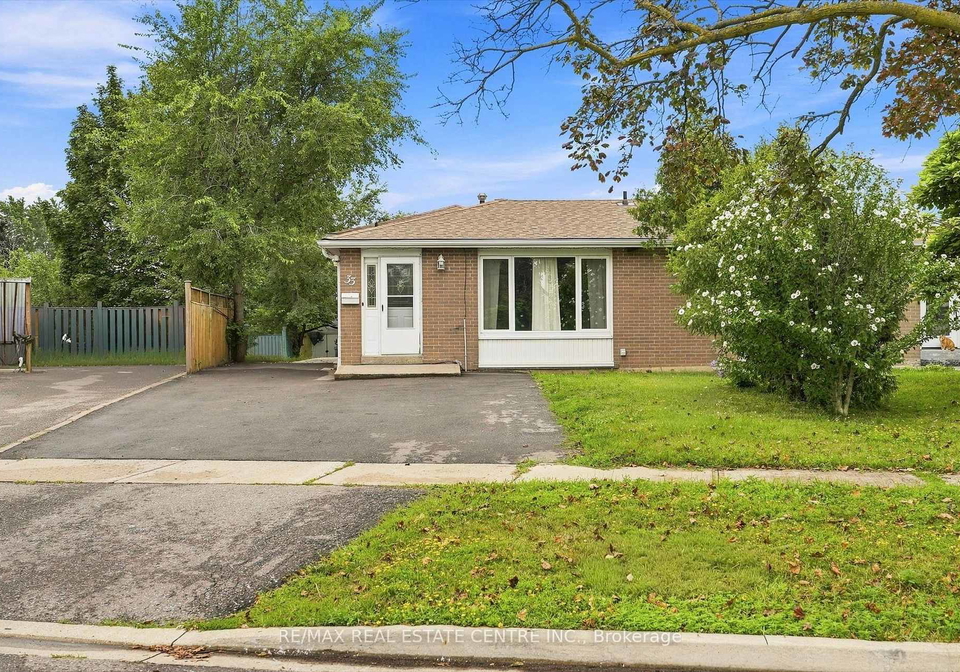 33-garside-crescent-brampton-ontario-w13654068