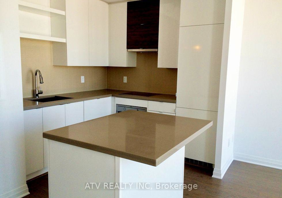 59-annie-craig-drive-toronto-etobicoke-ontario-w13654170