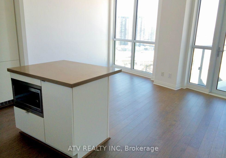 59-annie-craig-drive-toronto-etobicoke-ontario-w13654170