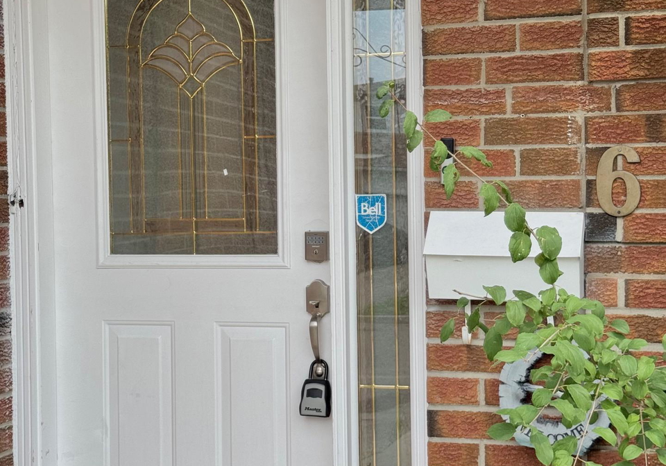 6-crenshaw-crescent-w-brampton-ontario-w13654172