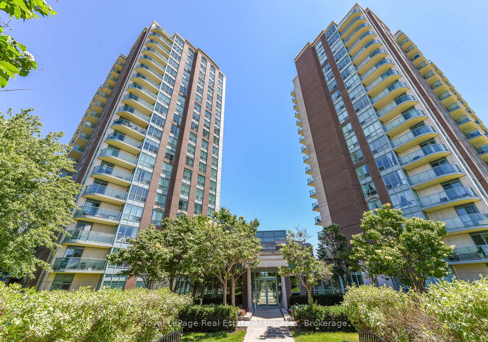 4879-kimbermount-avenue-mississauga-ontario-w13654348