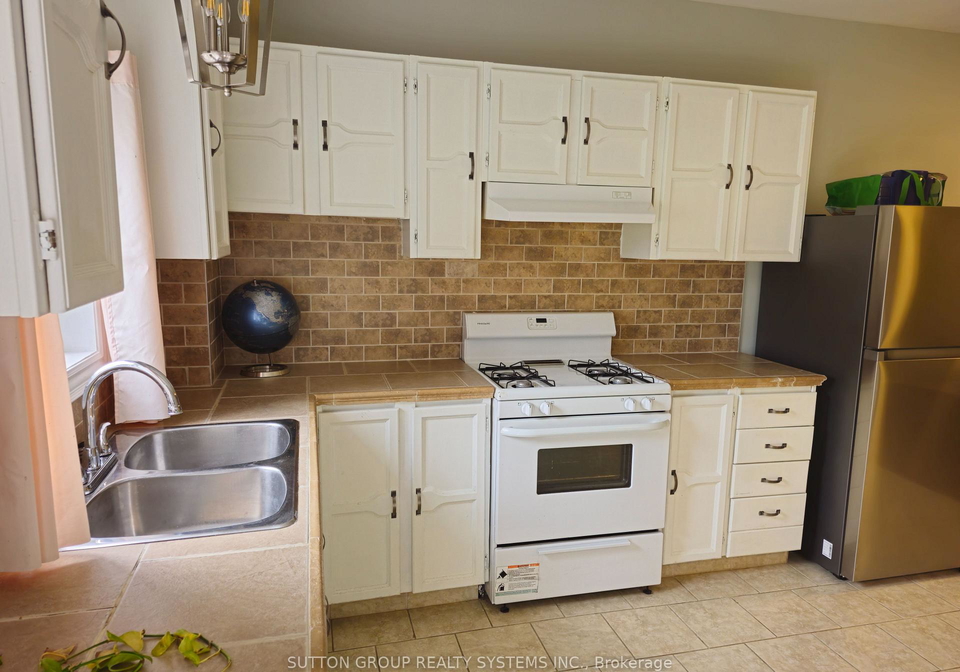 8879-heritage-road-brampton-ontario-w13654518
