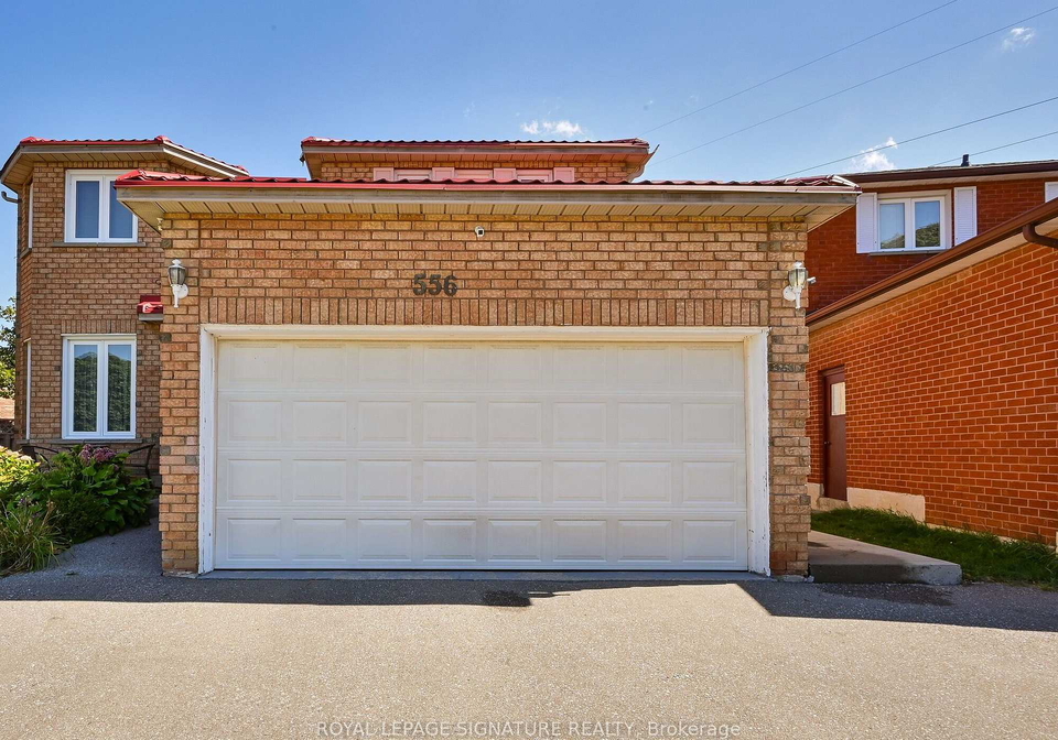 556-farwell-crescent-mississauga-ontario-w13654572
