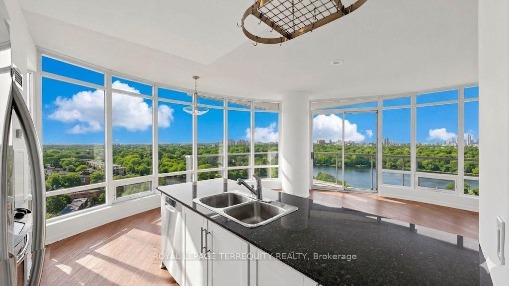 15-windermere-avenue-toronto-toronto-ontario-w13654646