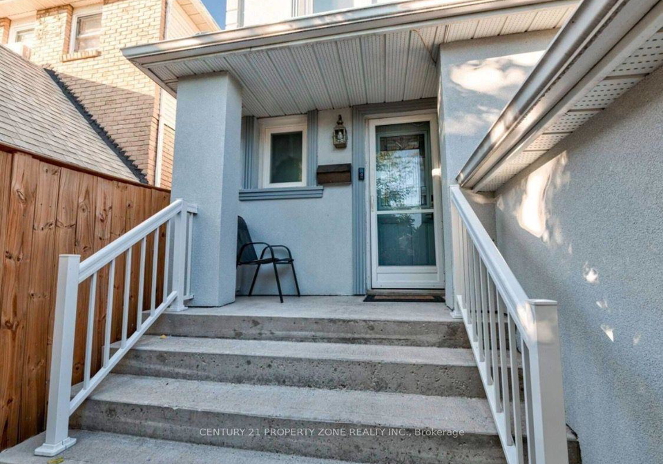 6-roehampton-crescent-w-brampton-ontario-w13654708