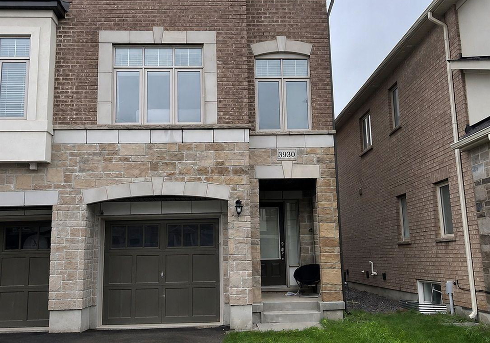 3930-tufgar-crescent-burlington-ontario-w13654714