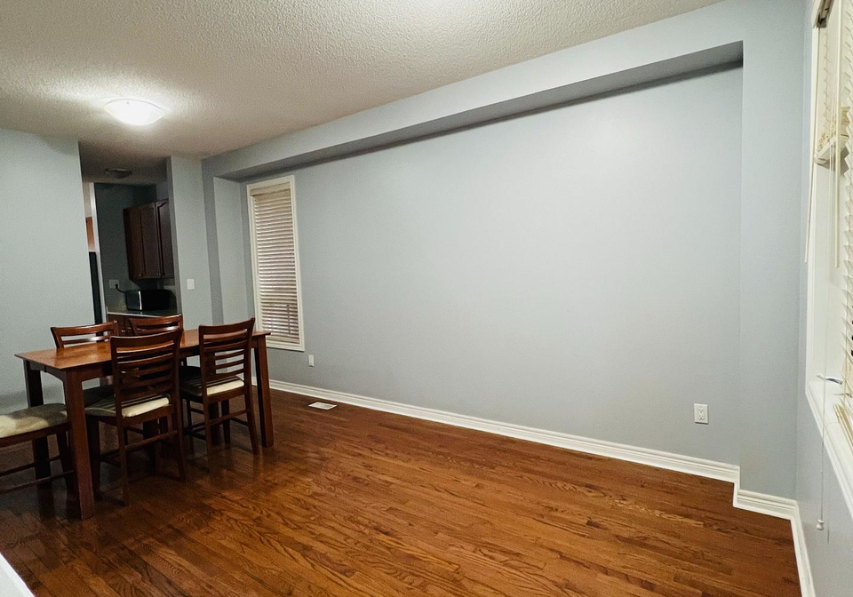 9-shuter-lane-brampton-ontario-w13654738