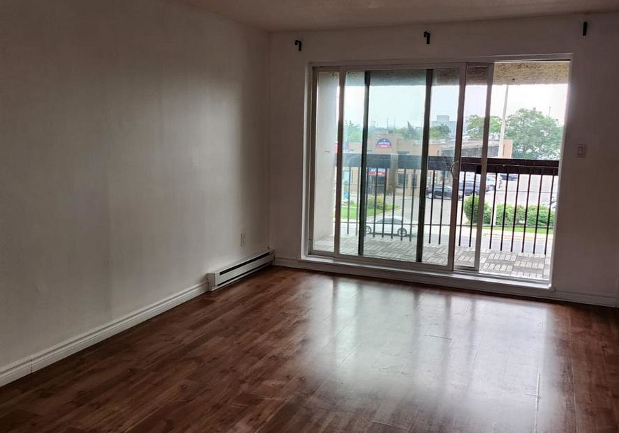 3040-constitution-boulevard-mississauga-ontario-w13654750
