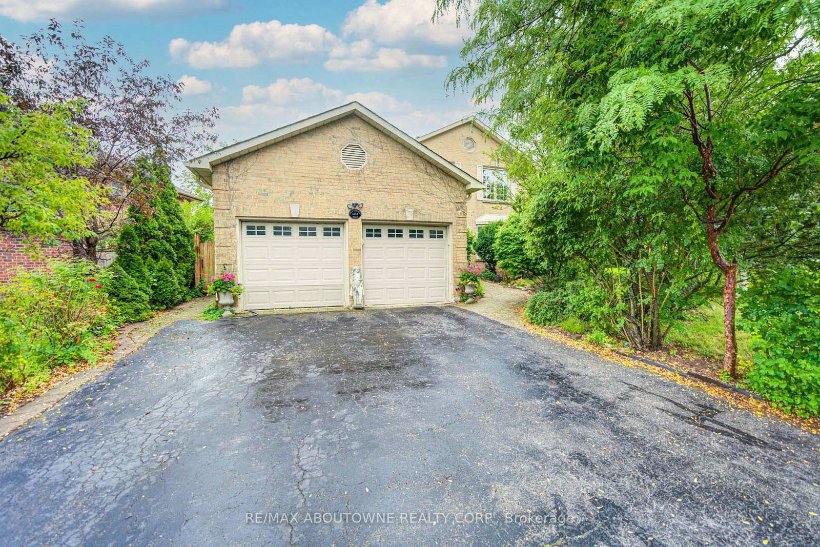 1156-old-colony-road-oakville-ontario-w13654784