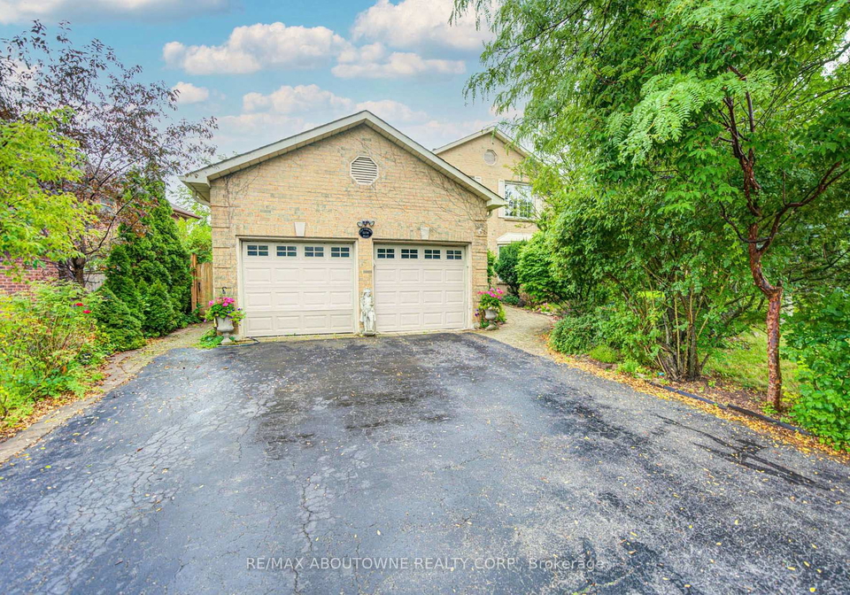 1156-old-colony-road-oakville-ontario-w13654784