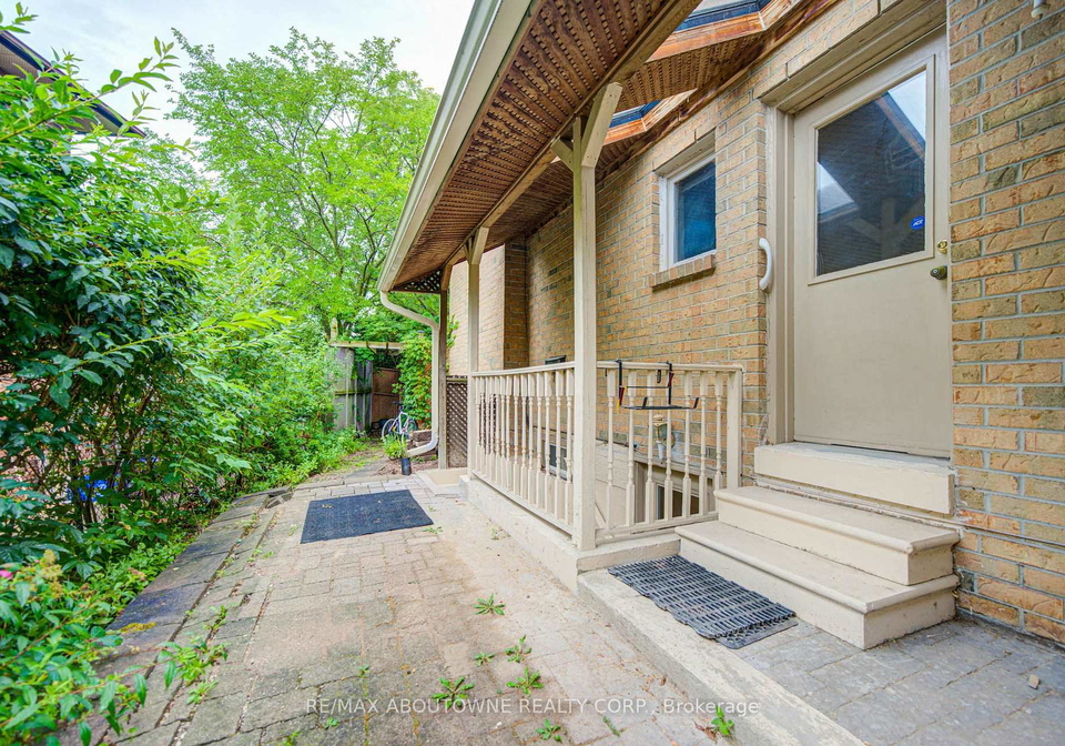 1156-old-colony-road-oakville-ontario-w13654784