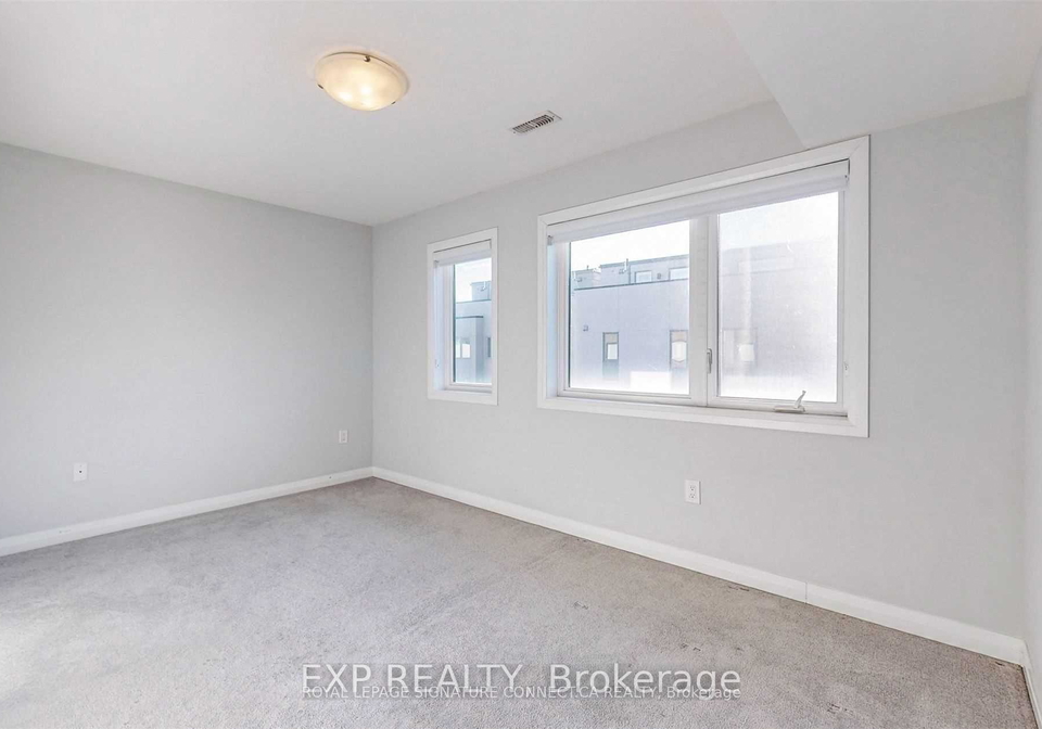 16-caroline-carpenter-grove-toronto-york-ontario-w13654840