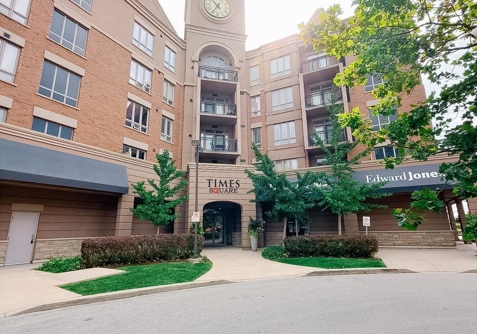 5327-upper-middle-road-burlington-ontario-w13654912