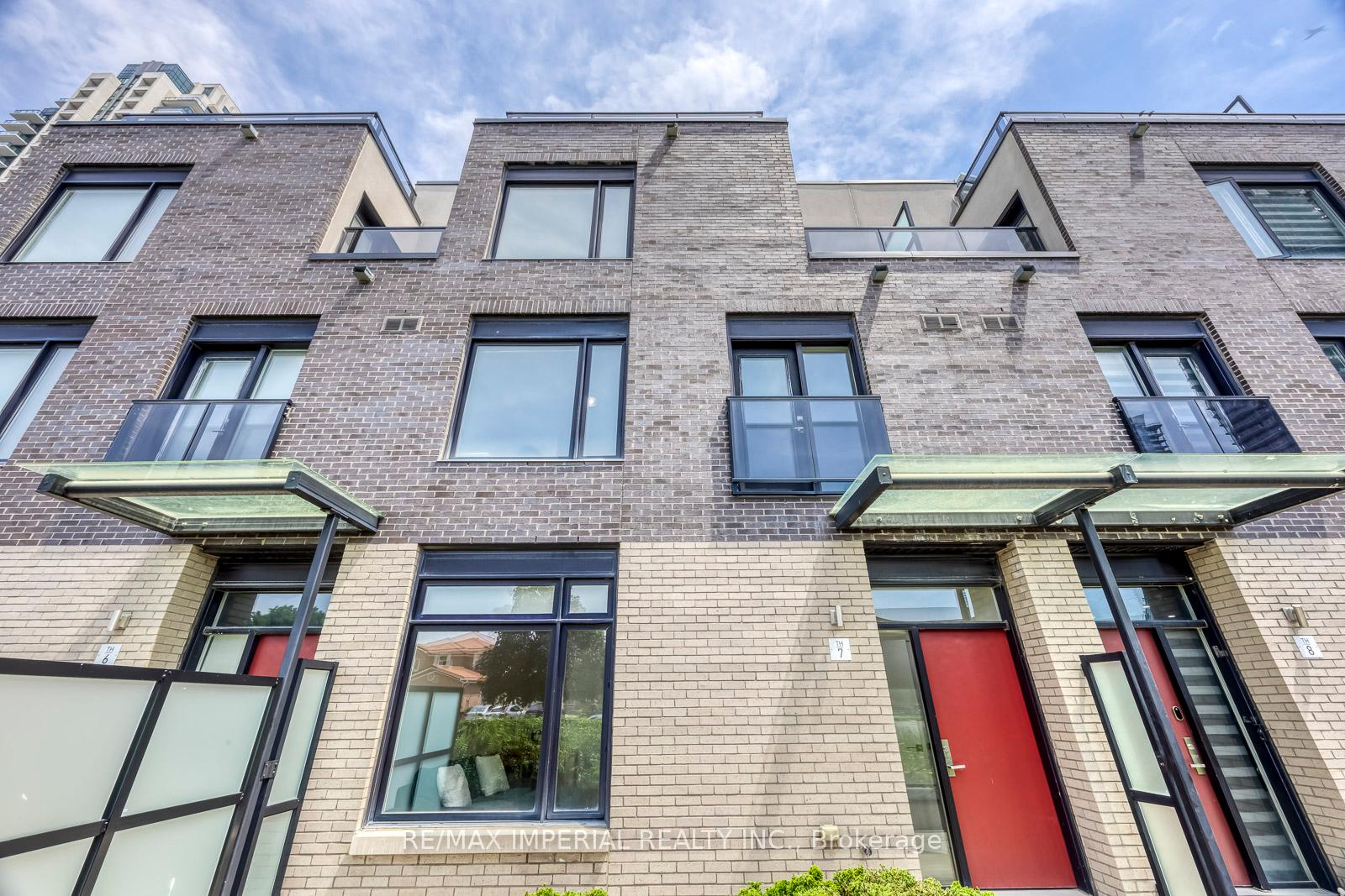 4020-parkside-village-drive-mississauga-ontario-w13654918
