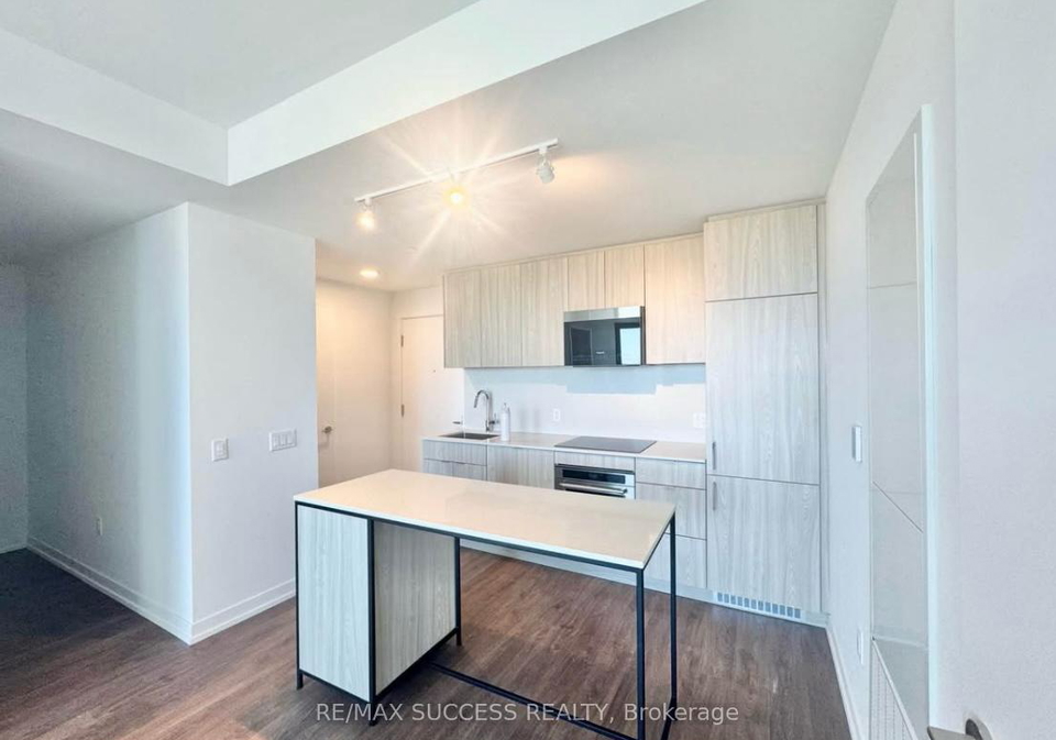 251-masonry-way-mississauga-ontario-w13654952
