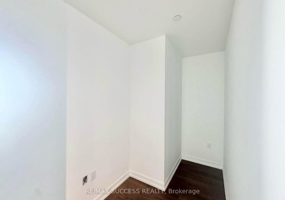 251-masonry-way-mississauga-ontario-w13654952