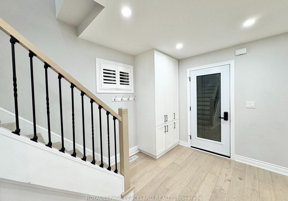 47-chamberlain-avenue-toronto-north-york-ontario-w13654998