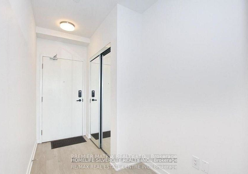 3900-confederation-parkway-mississauga-ontario-w13655022
