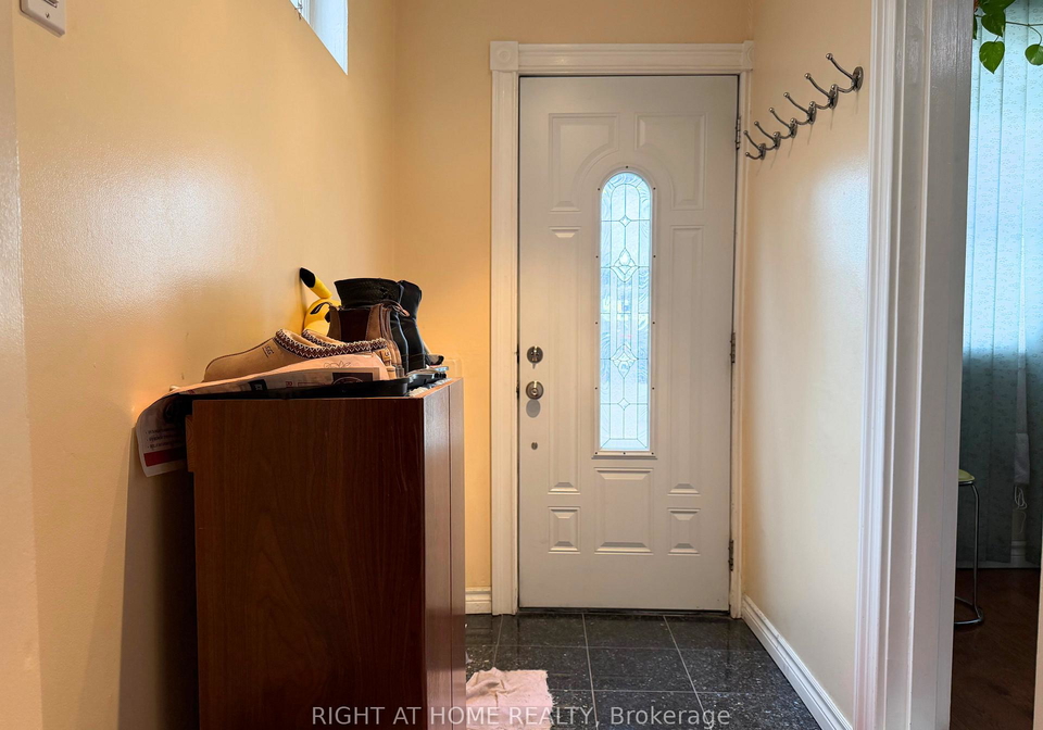 785-lansdowne-avenue-toronto-toronto-ontario-w13655118