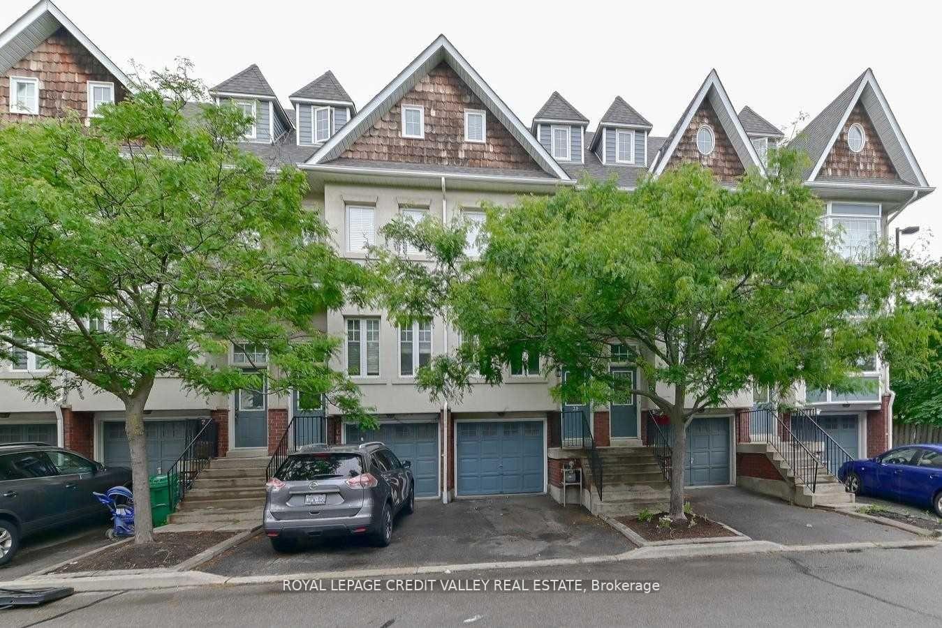 800-dundas-street-w-mississauga-ontario-w13655224