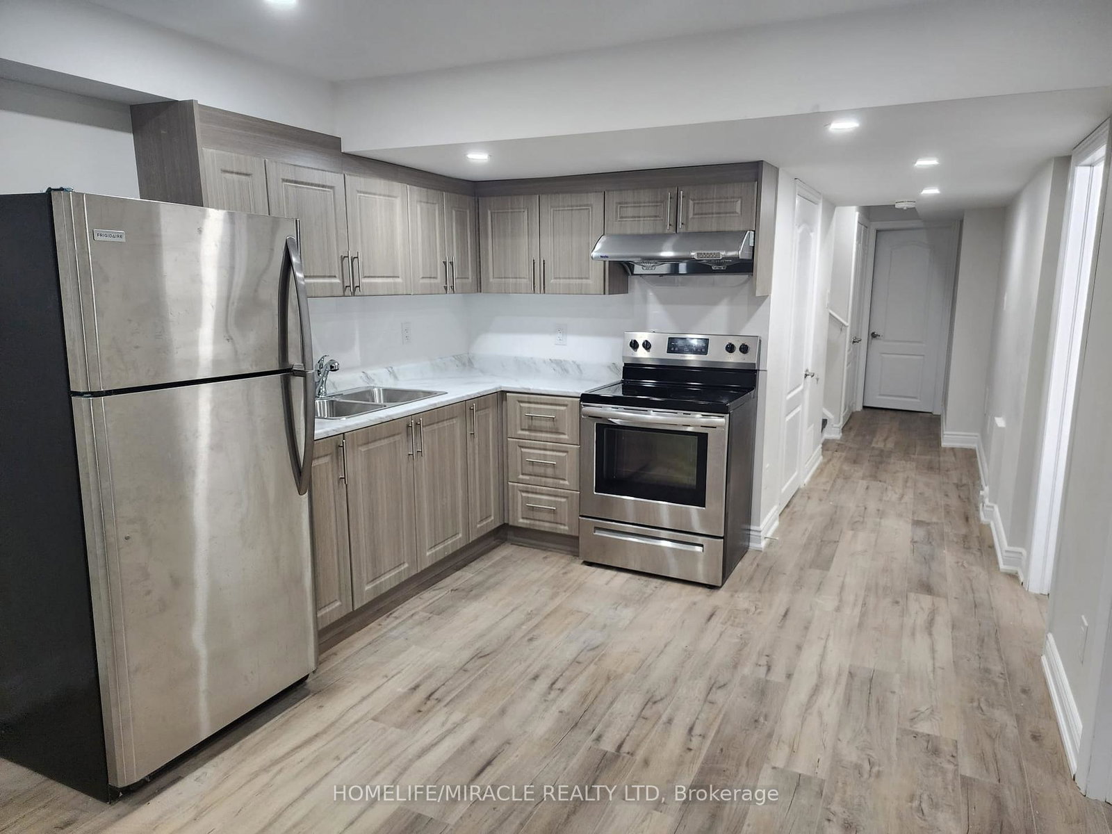 1125-leger-way-milton-ontario-w13655270