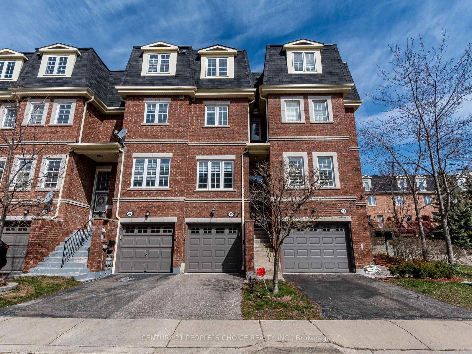 435-hensall-circle-mississauga-ontario-w13655344