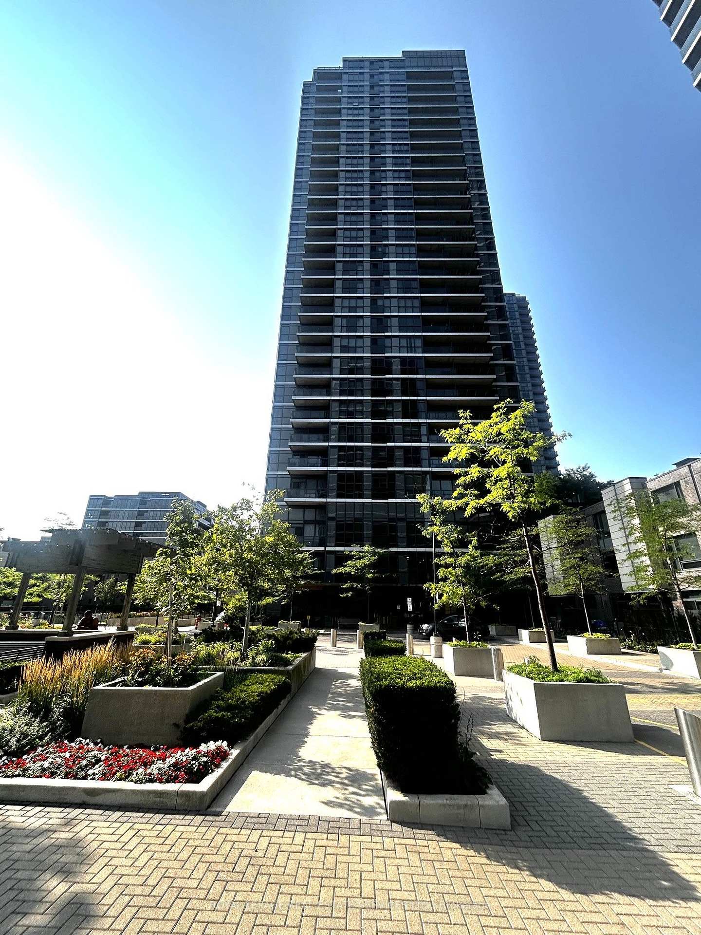 9-valhalla-inn-road-toronto-etobicoke-ontario-w13655416