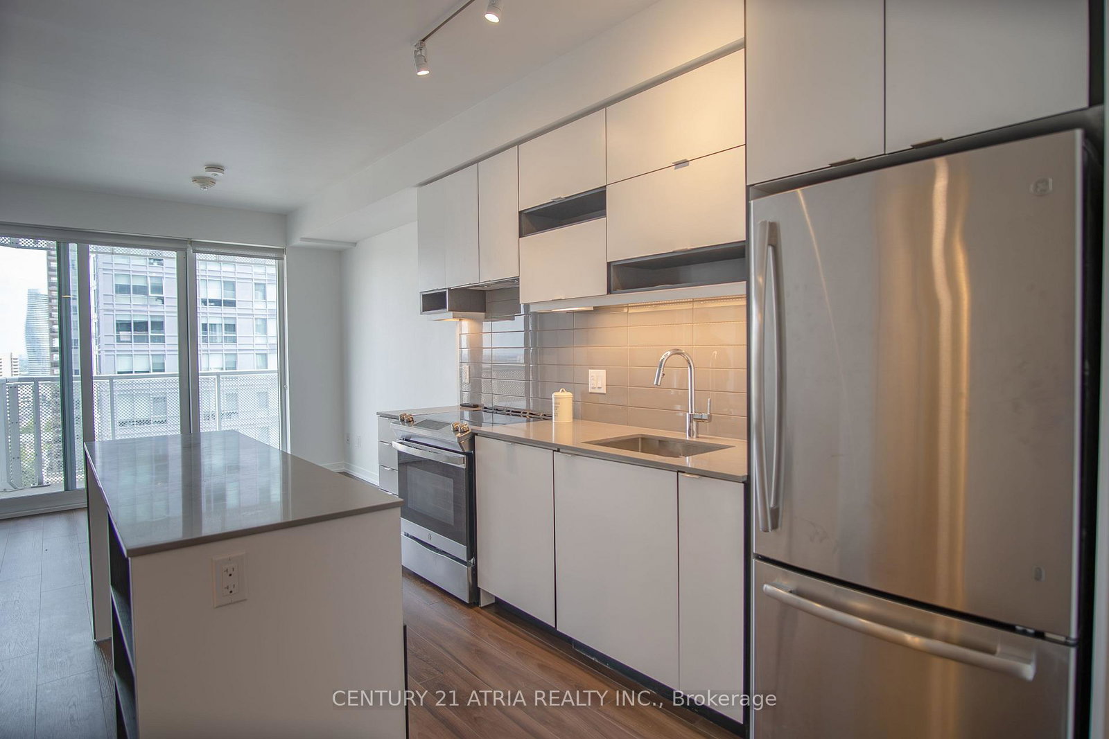 4065-confederation-parkway-mississauga-ontario-w13655456