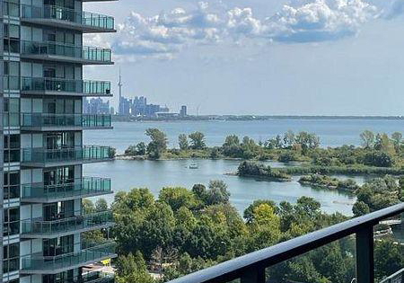 30-shore-breeze-drive-toronto-etobicoke-ontario-w13655520