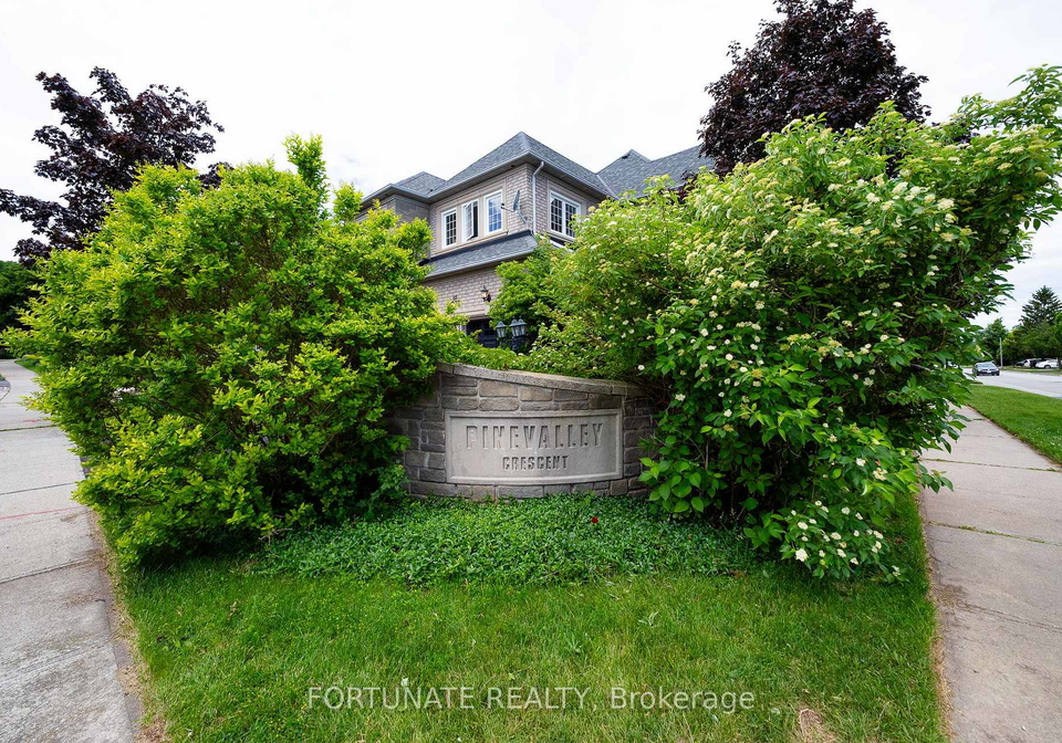 2071-pinevalley-crescent-oakville-ontario-w13655702