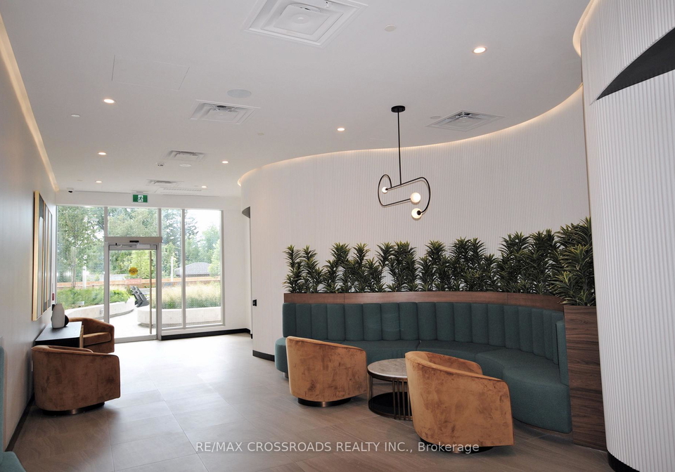 689-the-queensway-drive-toronto-etobicoke-ontario-w13655734