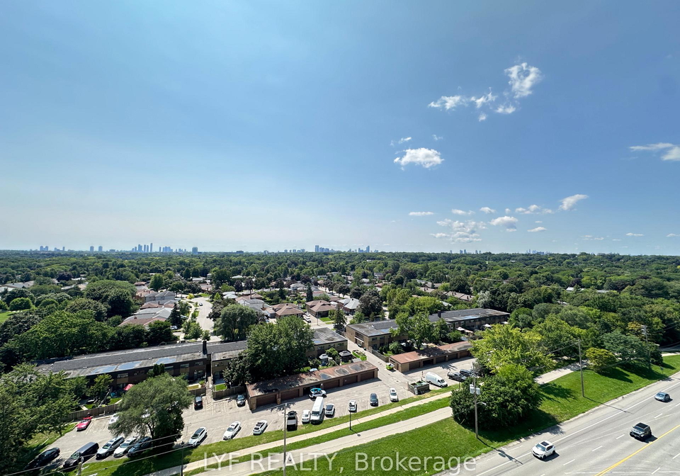 4010-eglinton-avenue-w-toronto-etobicoke-ontario-w13655830