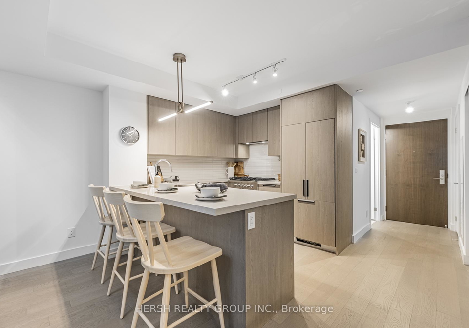 160-kingsway-crescent-toronto-etobicoke-ontario-w13655974