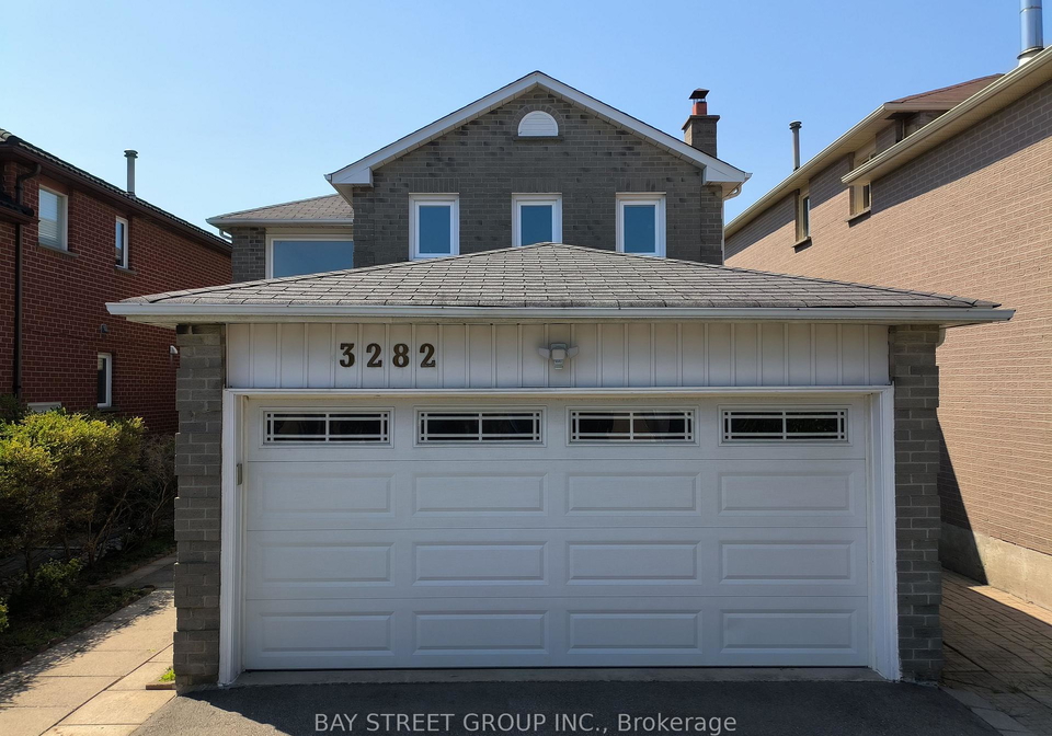 3282-dragon-drive-mississauga-ontario-w13656042