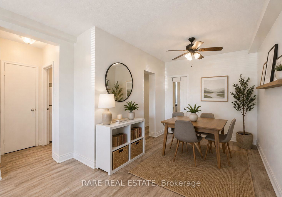 352-hopewell-avenue-toronto-north-york-ontario-w13656110