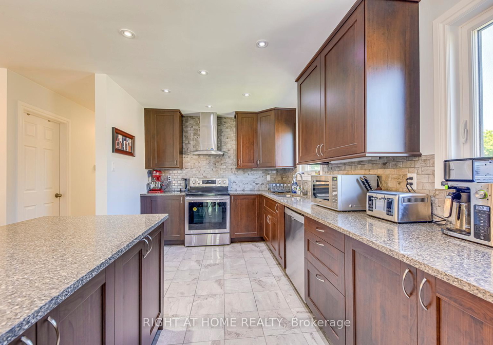 4004-midhurst-lane-mississauga-ontario-w13656146