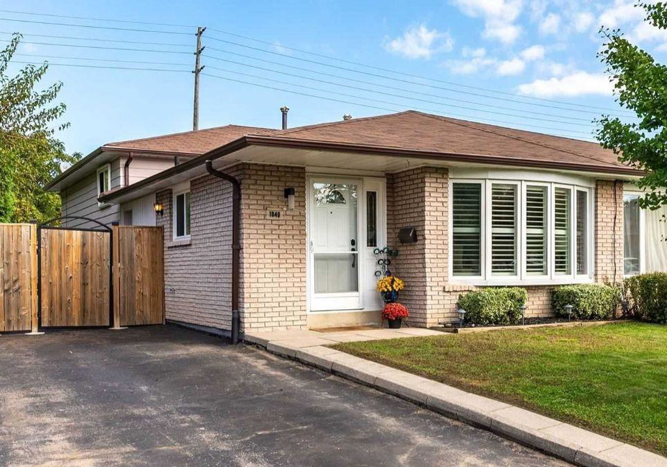 1849-bonnymede-drive-mississauga-ontario-w13656304