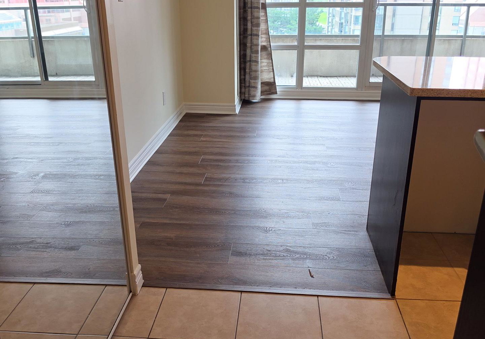 208-enfield-place-mississauga-ontario-w13656412