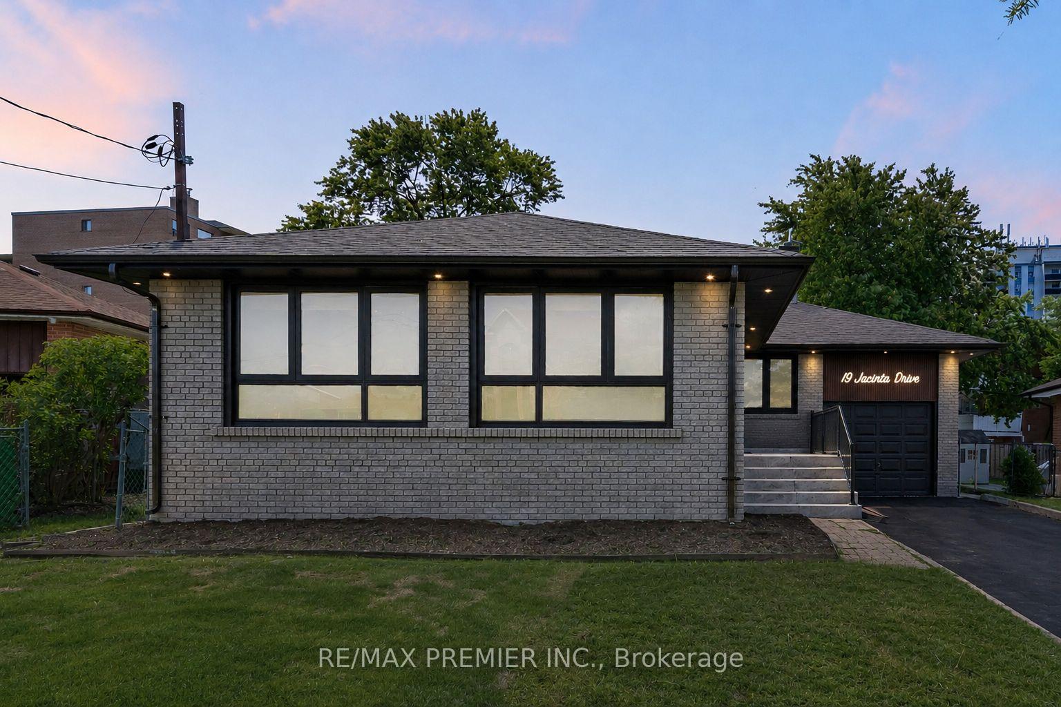 19-jacinta-drive-toronto-north-york-ontario-w13656414