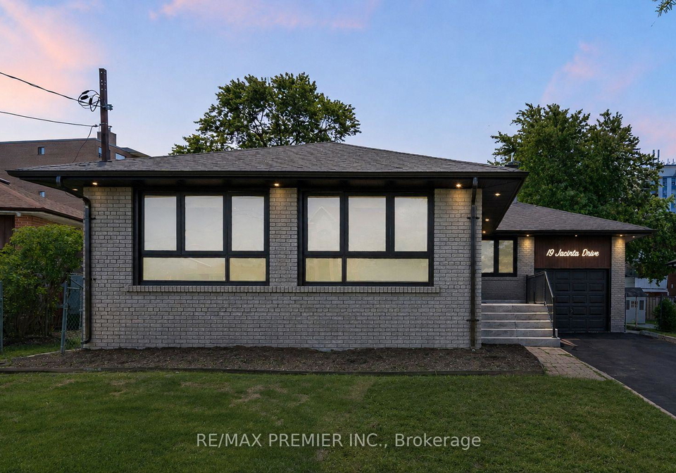 19-jacinta-drive-toronto-north-york-ontario-w13656414