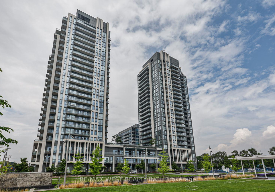 15-zorra-street-toronto-etobicoke-ontario-w13656608