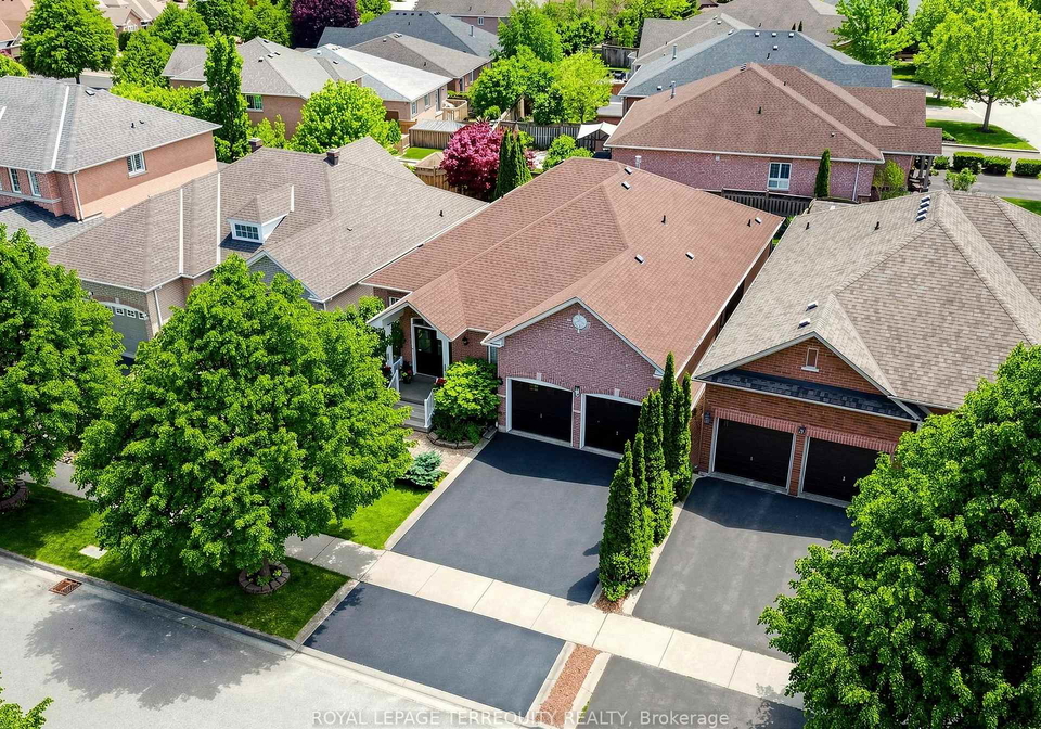 19-johnson-crescent-halton-hills-ontario-w13656630